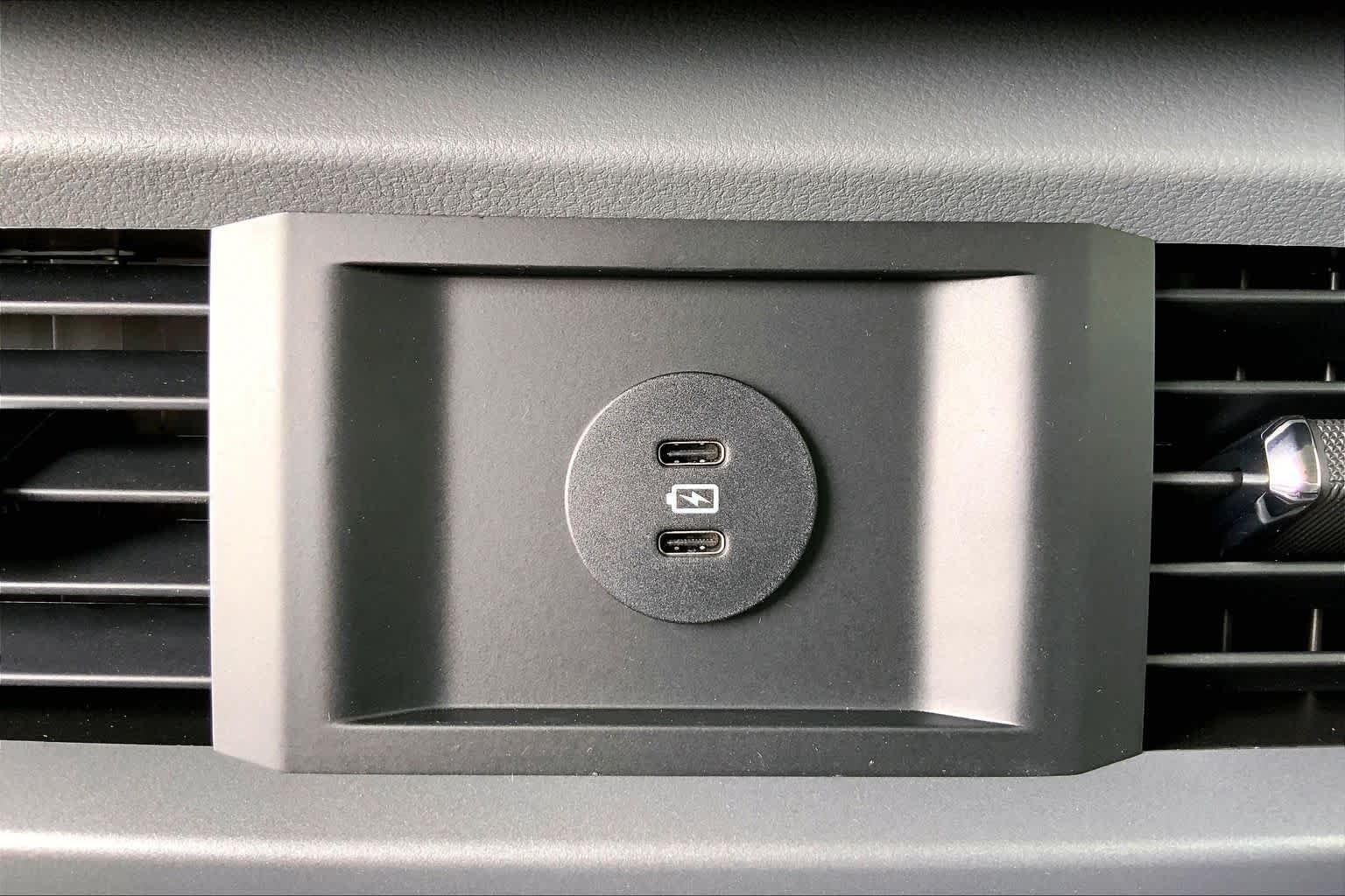 New 2026 Iconic Silver Metallic Ford XLT image 18