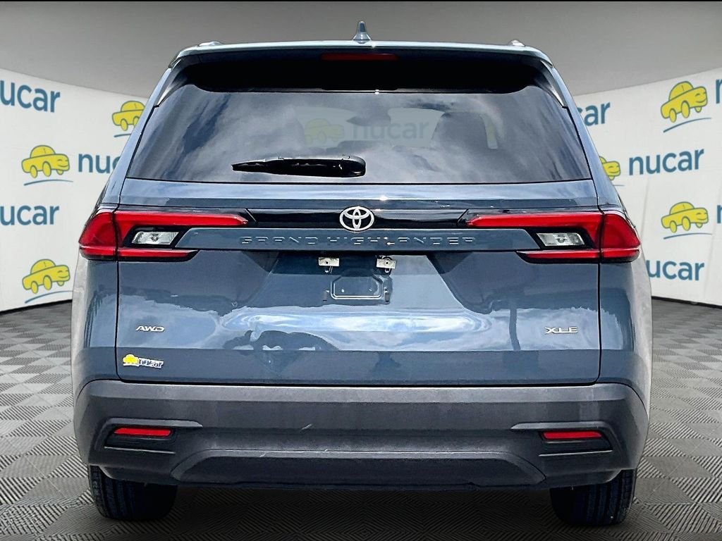 Used 2024 White Toyota XLE image 5