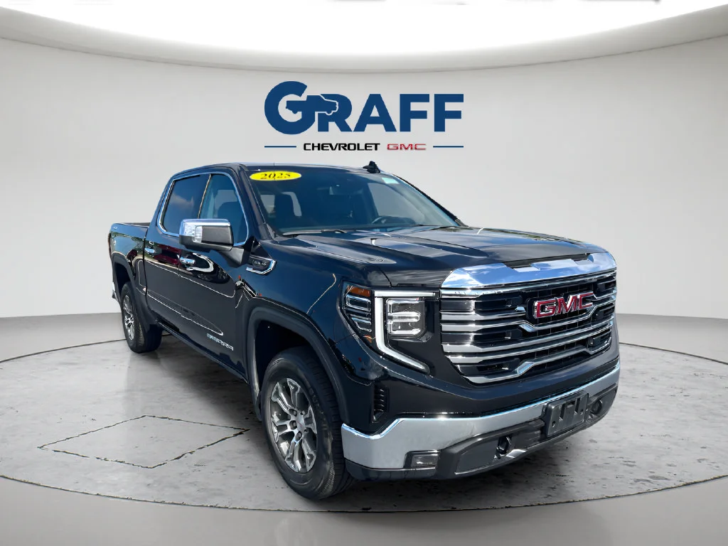 2025 GMC Sierra 1500 SLT - Photo 7