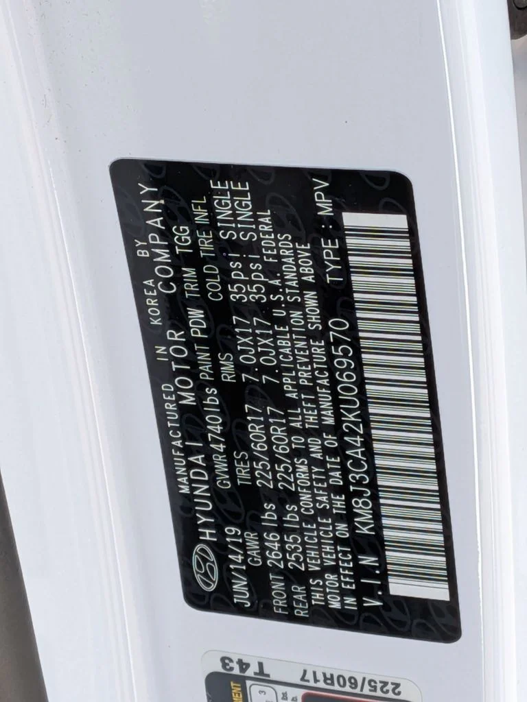 Used 2019 White Hyundai Value image 31