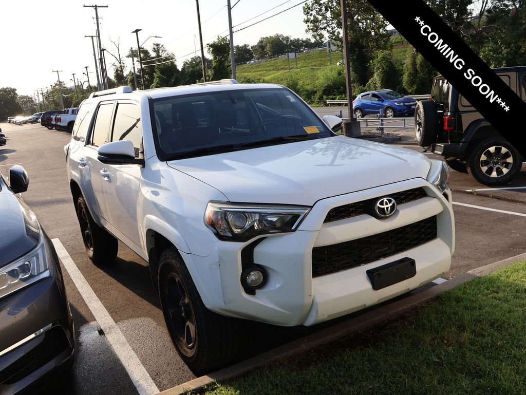 Used 2018 White Toyota SR5 Premium image 1