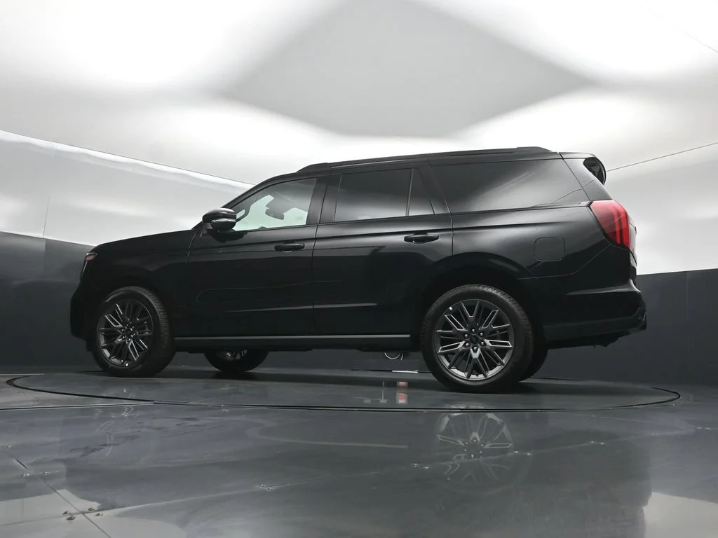 New 2027 Agate Black Metallic Ford Platinum image 51