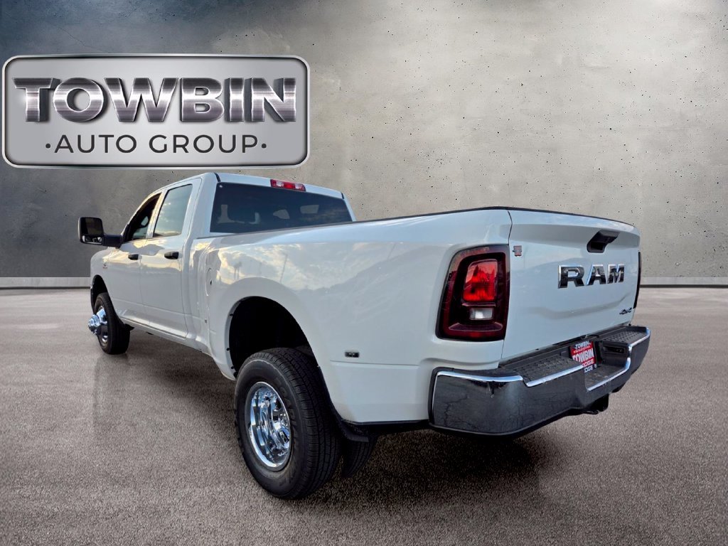New 2027 Bright White Clear-Coat Exterior Paint RAM Tradesman image 4