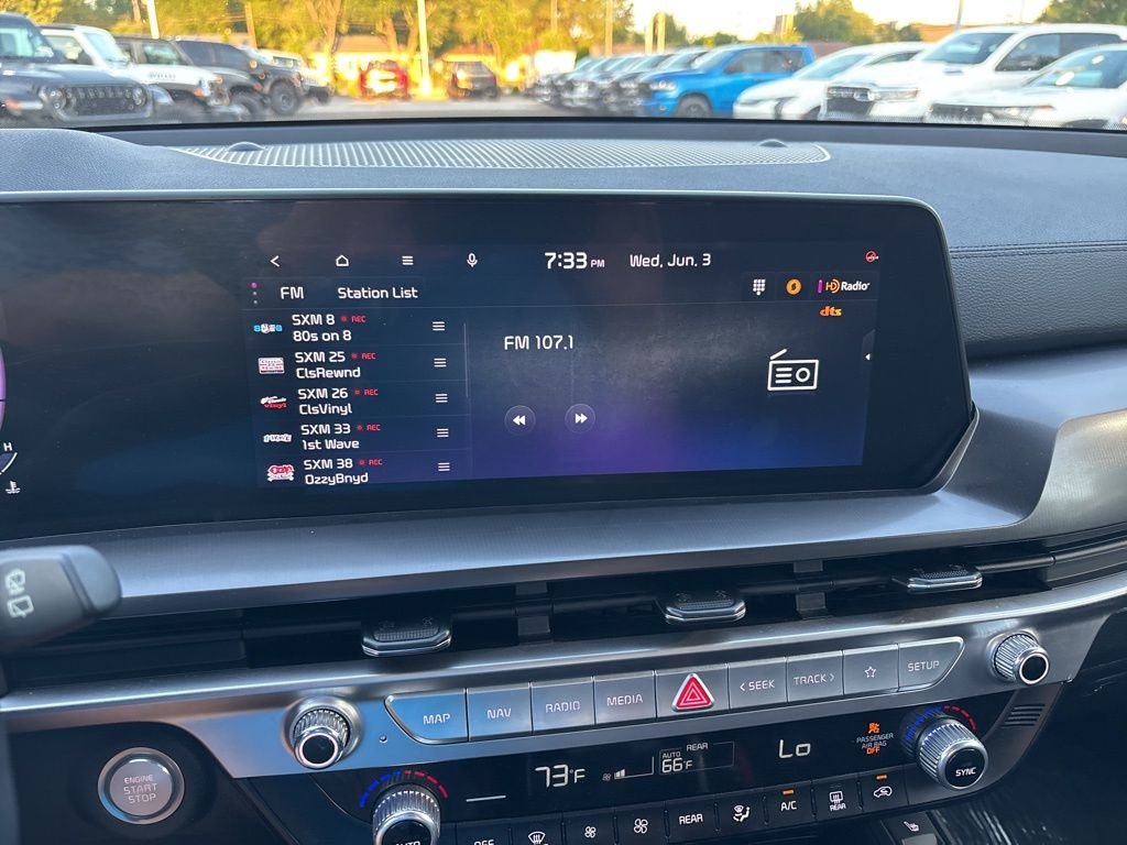 Used 2025 Silver Kia S image 17
