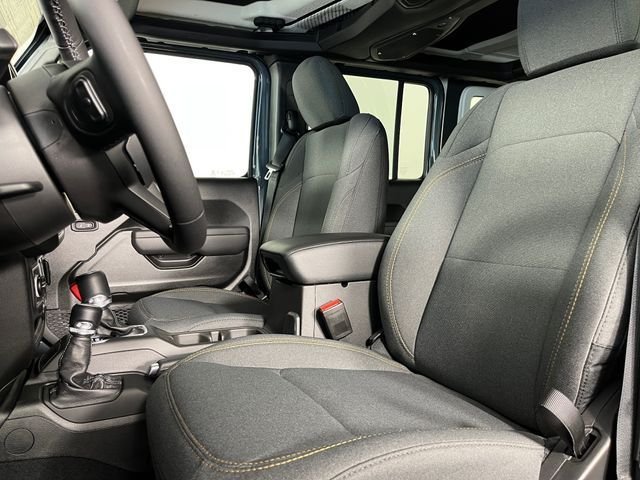 New 2026 Anvil Clear-Coat Exterior Paint Jeep Sport S image 6