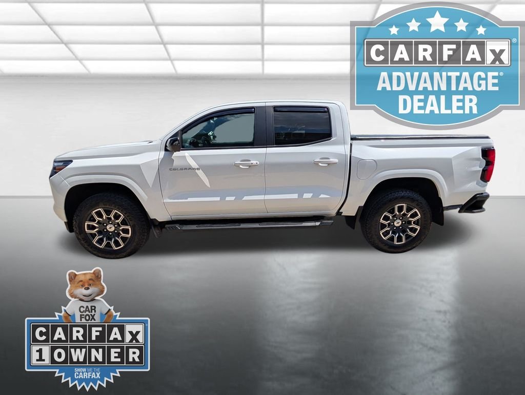 Used 2024 Summit White Chevrolet Z71 image 27
