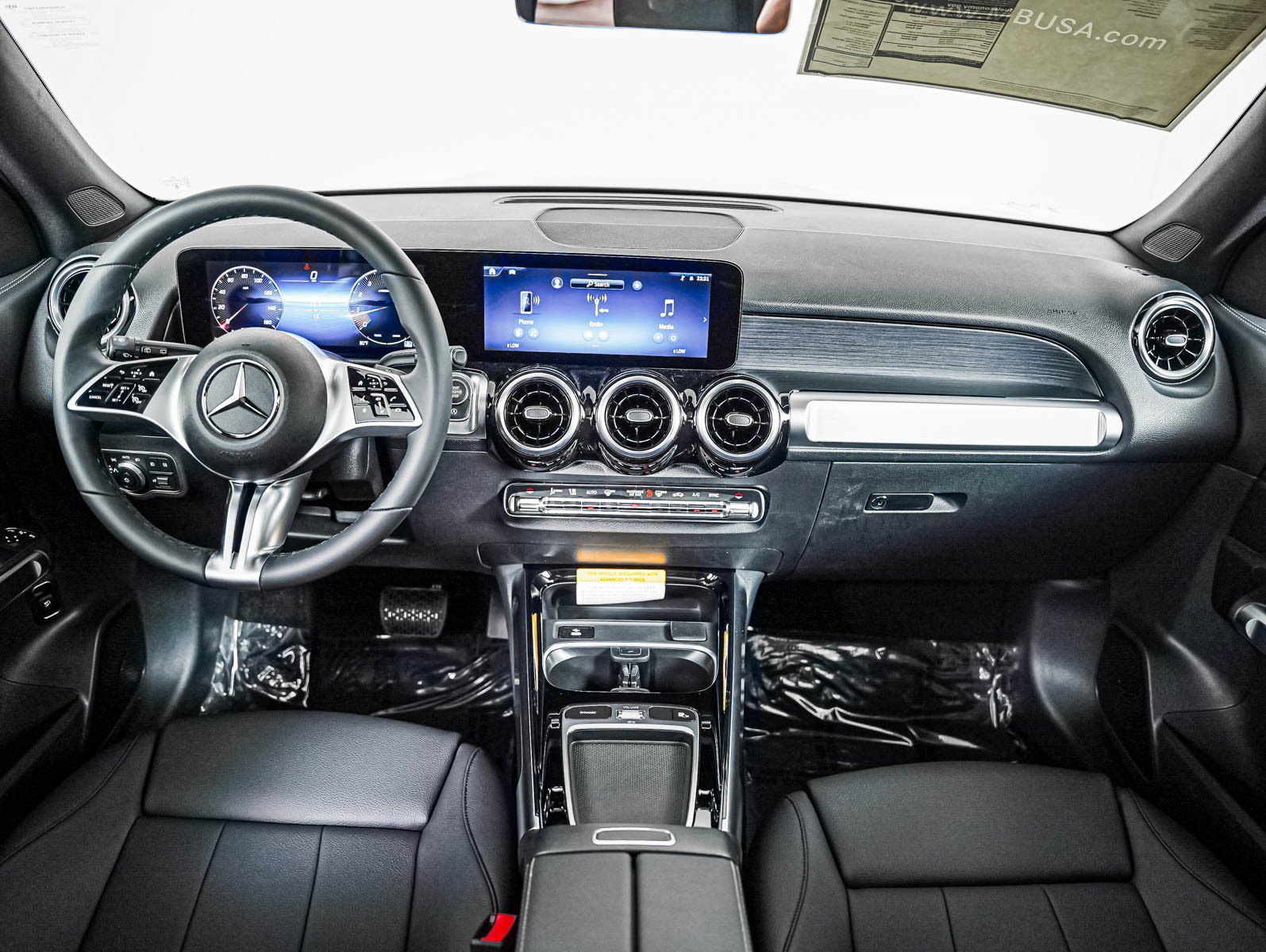 New 2026 Mountain Grey Metallic Mercedes-Benz GLB 250 image 9