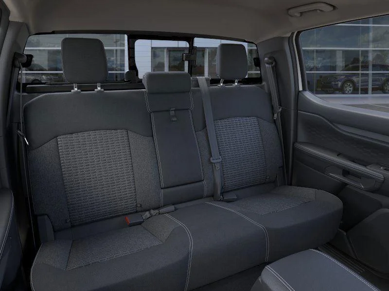 New 2025 Oxford White Ford XLT image 11