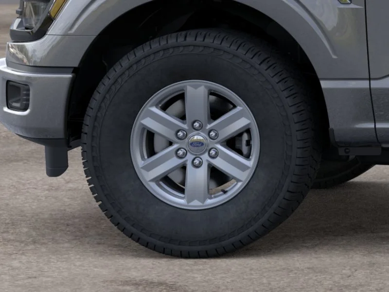 New 2026 Carbonized Gray Metallic Ford XLT image 19