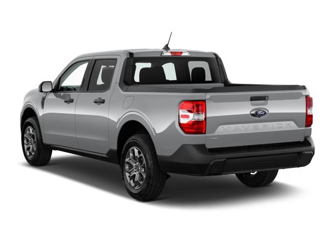 Used 2024 Iconic Silver Metallic Ford XLT image 2