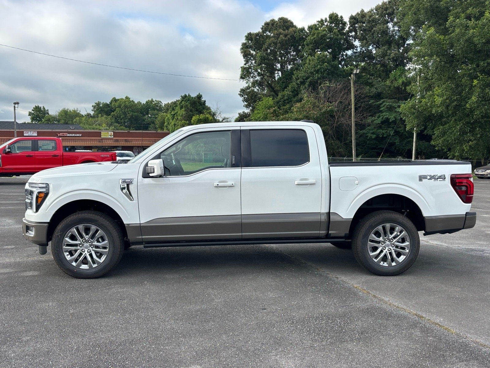 New 2026 Star White Metallic Tri-Coat Ford King Ranch® image 3