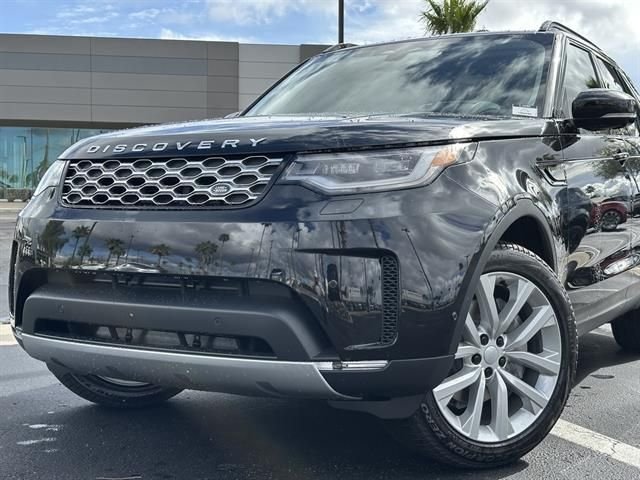 New 2026 Santorini Black Land Rover S image 2