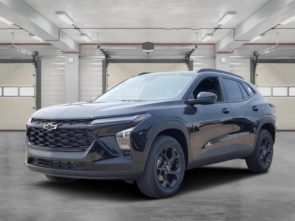 2026 Chevrolet Trax LT - Photo 8