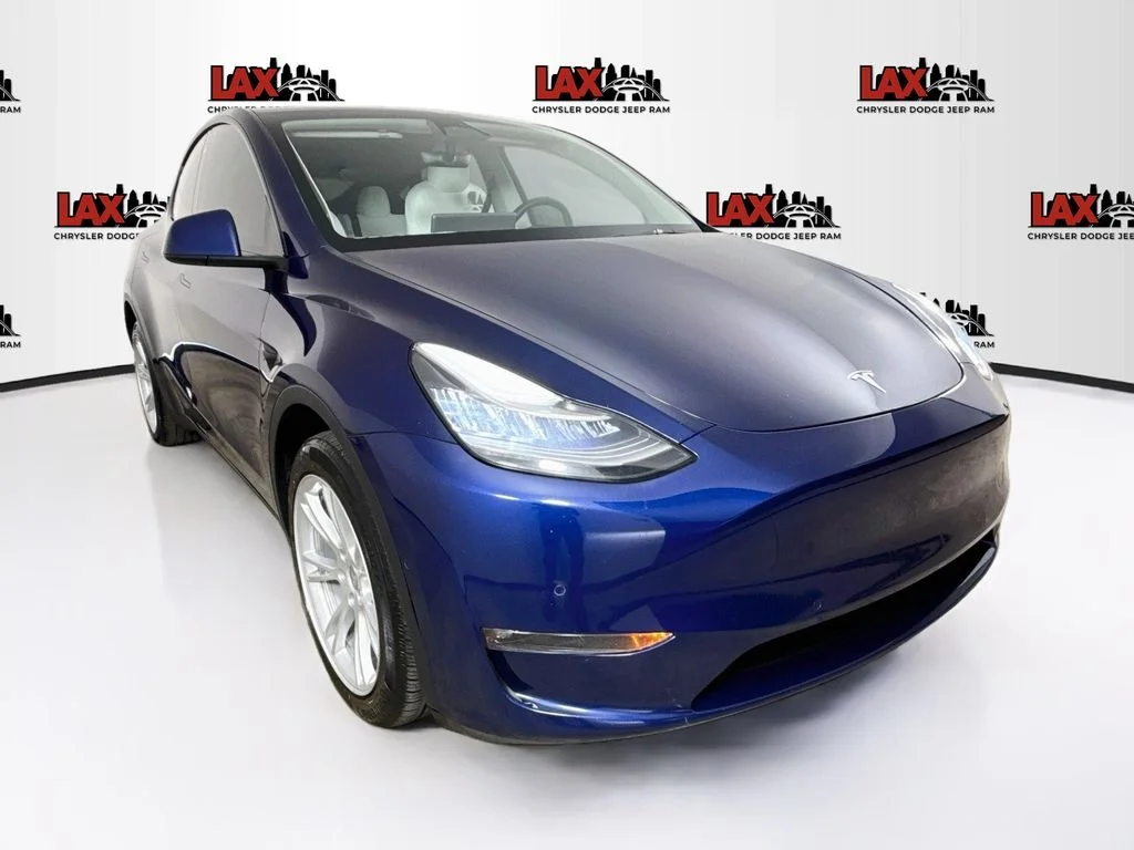 Used 2022 Blue Tesla Long Range image 1