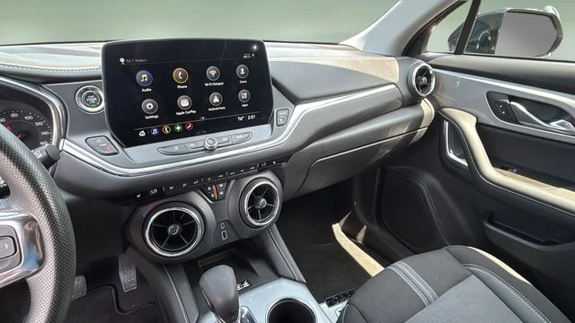 Used 2023 Gray Chevrolet LT image 24