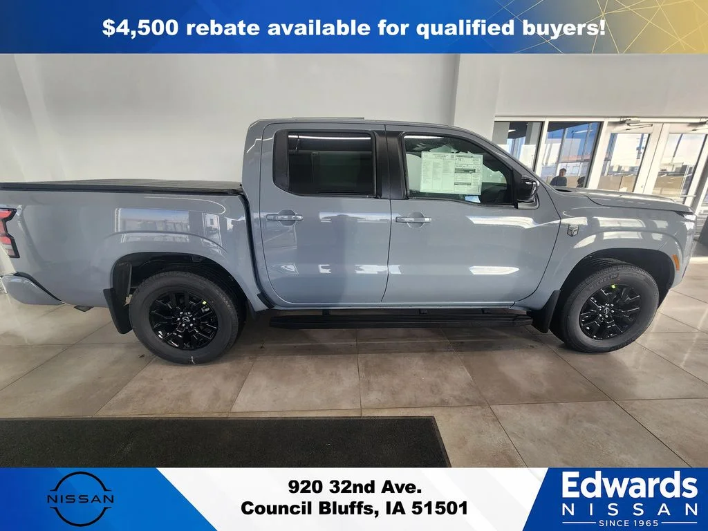 New 2026 Boulder Gray Pearl Nissan Crew Cab SV image 2
