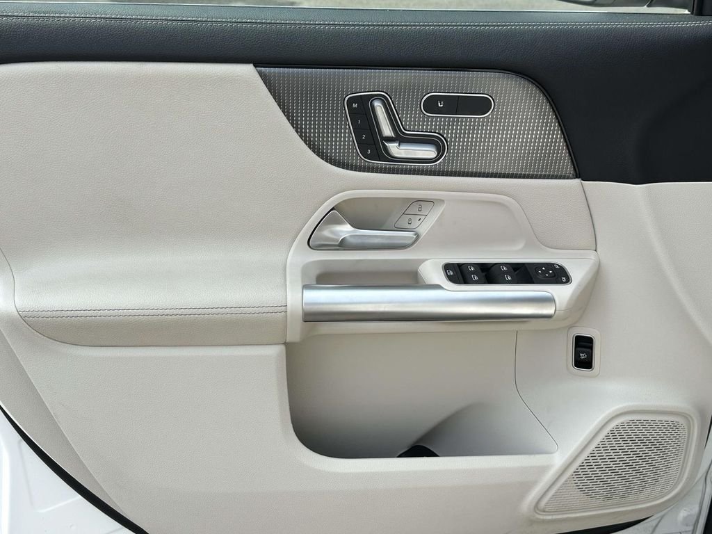 2023 Mercedes-Benz GLA Base - Photo 23