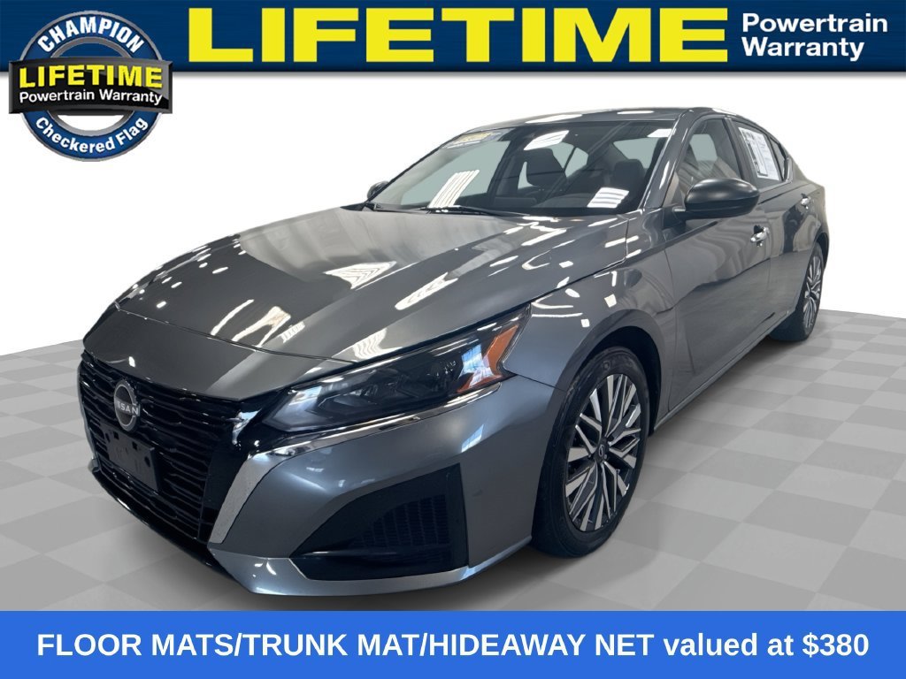 2025 Nissan Altima