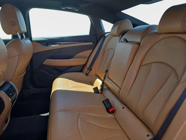 Used 2017 Blue Buick Essence image 16