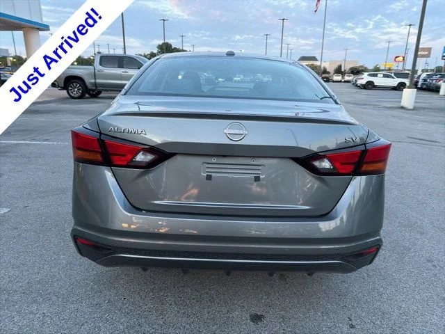 Used 2023 Gray Nissan 2.5 SV image 4