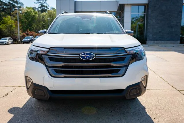 Certified Used 2025 Crystal White Pearl Subaru Premium image 12