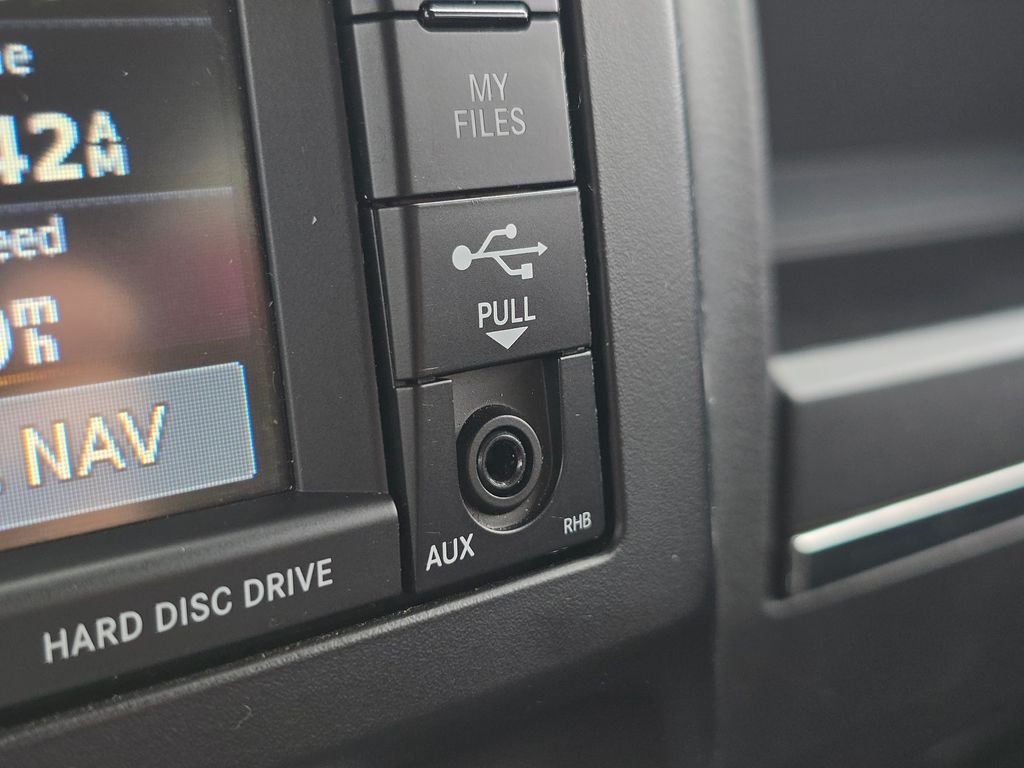 Used 2016 Black Jeep Latitude image 35