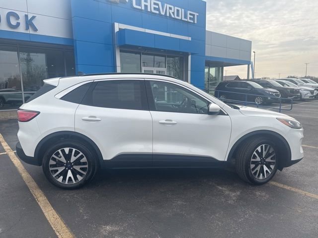 Used 2020 Ford Escape SEL with VIN 1FMCU9H9XLUC32655 for sale in Woodstock, IL