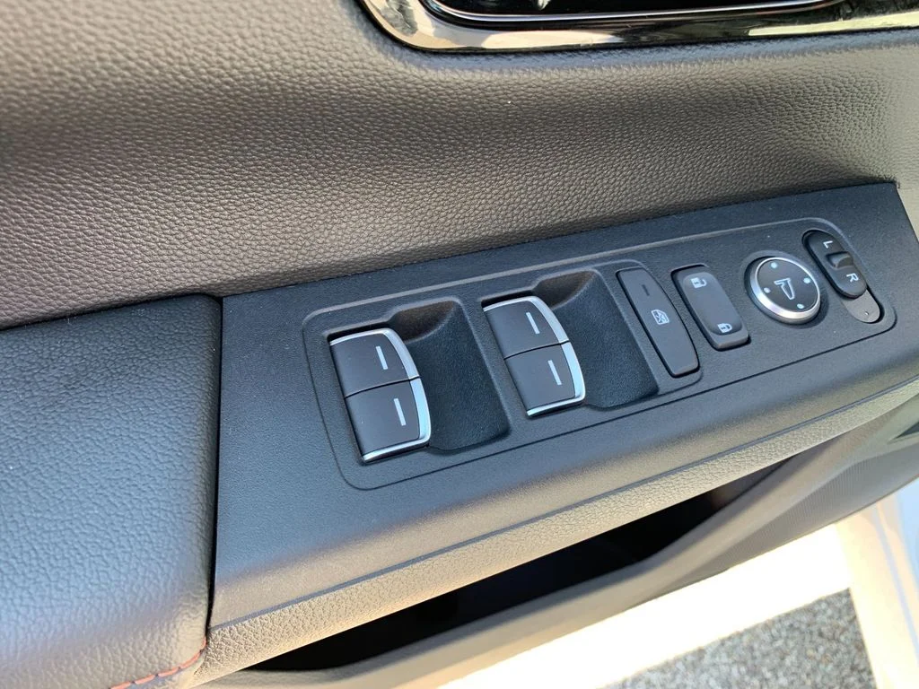 Used 2025 White Honda Sport Touring image 13