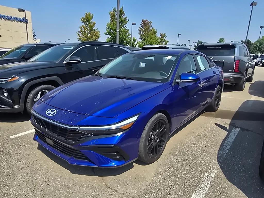 Used 2024 Intense Blue Hyundai SEL image 1