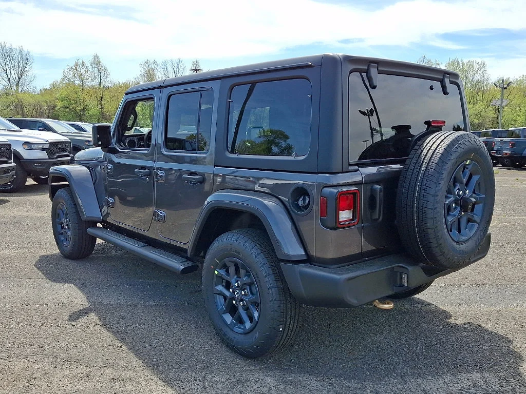 New 2026 Granite Crystal Metallic Clear-Coat Exterior Paint Jeep 85th Anniversary image 6