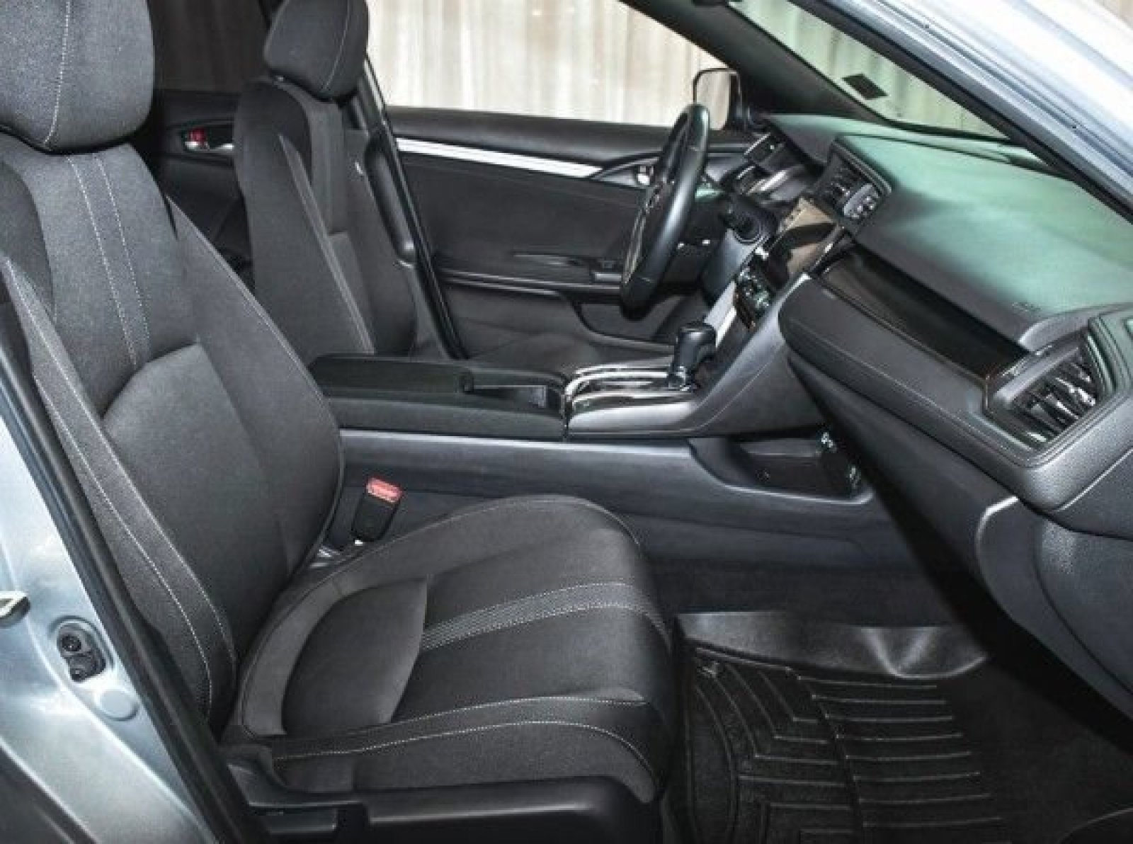 Used 2021 Lunar Silver Metallic Honda EX image 13