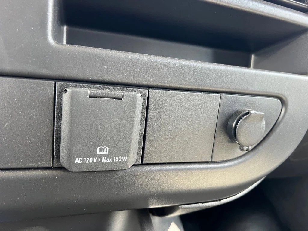 2025 GMC Savana Cargo Work Van - Photo 12