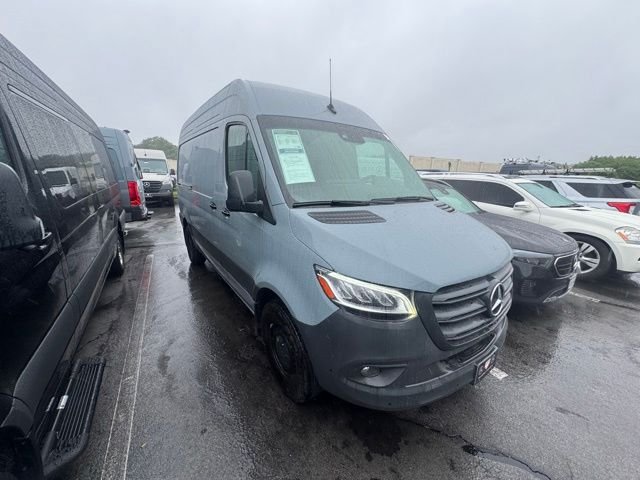 2024 Mercedes-Benz Sprinter 2500 144 WB HO's photo