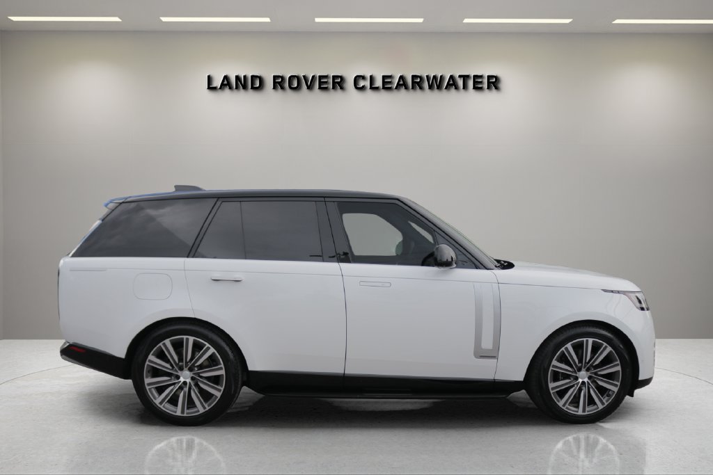 Used 2024 White Land Rover Autobiography image 6