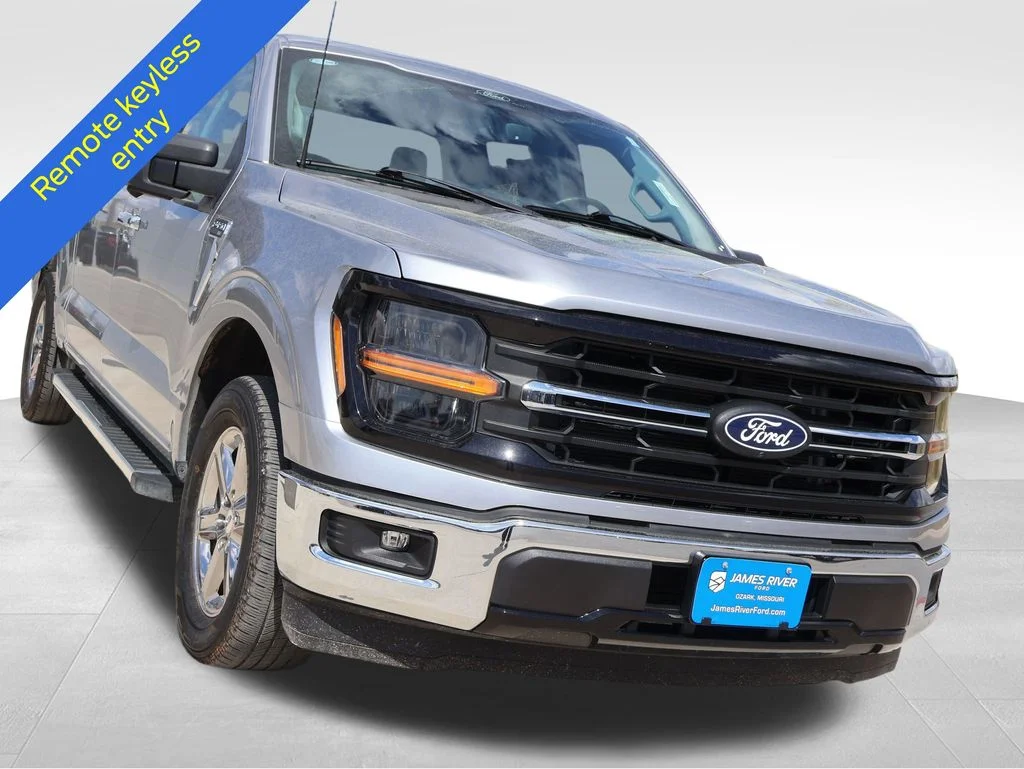 Used 2024 Silver Ford XLT image 8