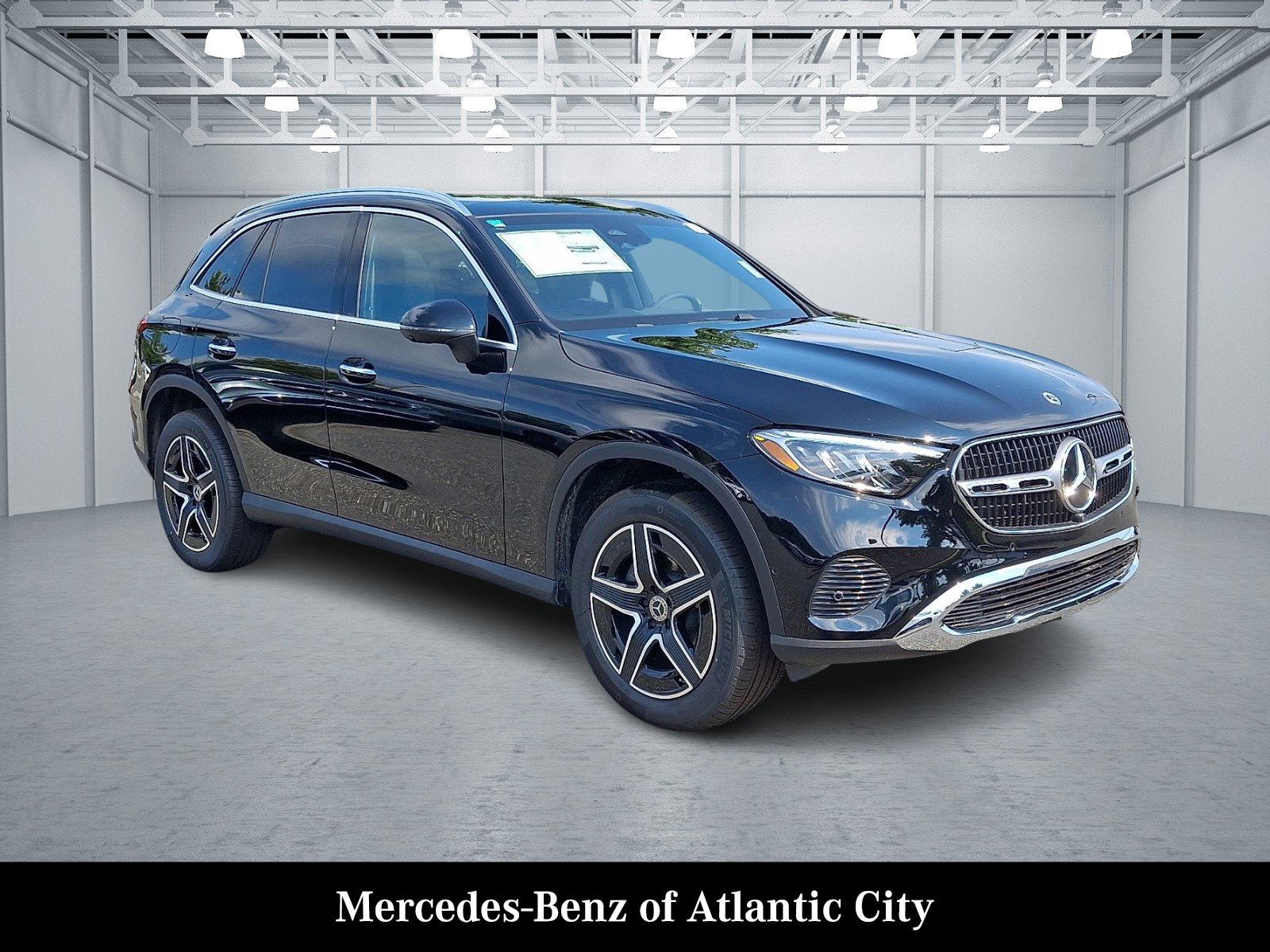 2026 Mercedes-Benz GLC Base