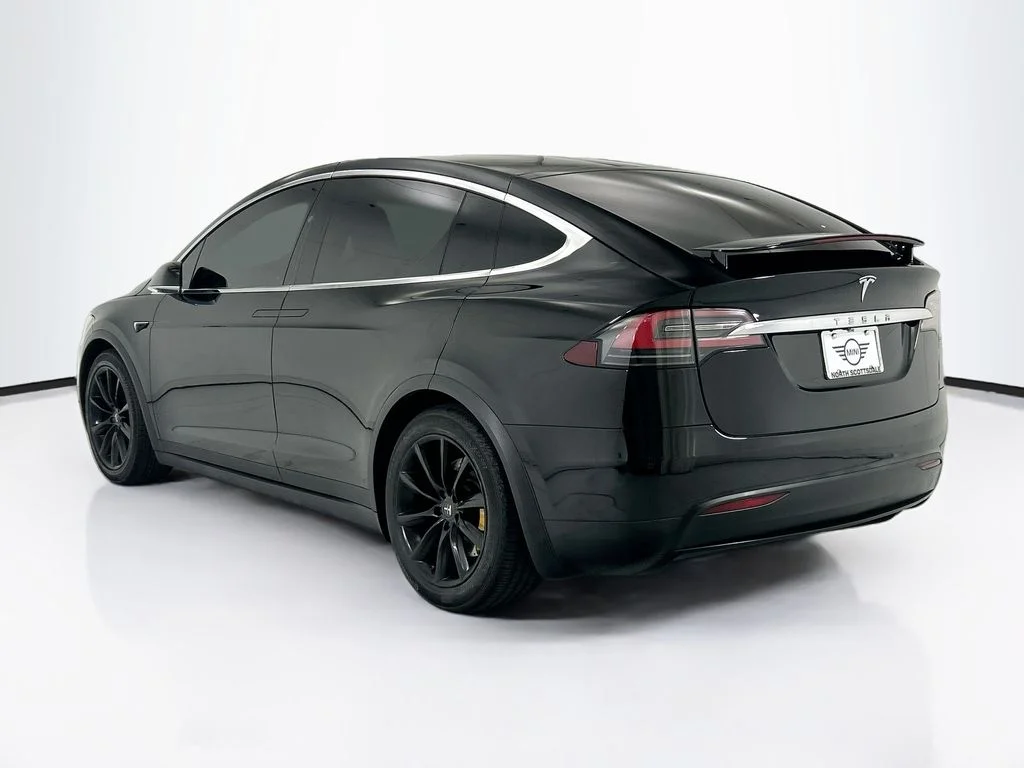 Used 2018 Black Tesla P100D image 3