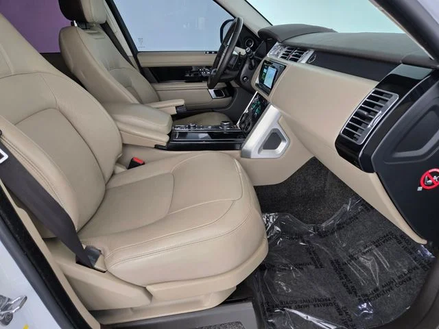 Used 2019 Fuji White Land Rover 3.0L V6 Supercharged HSE image 3
