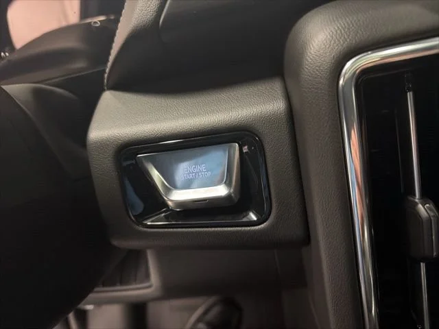 2026 GMC Yukon XL Denali - Photo 45