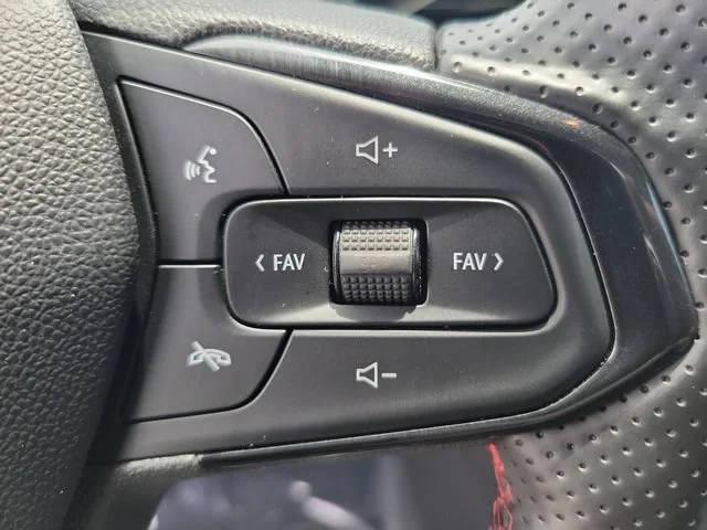 Used 2025 Crimson Metallic Chevrolet 1RS image 25