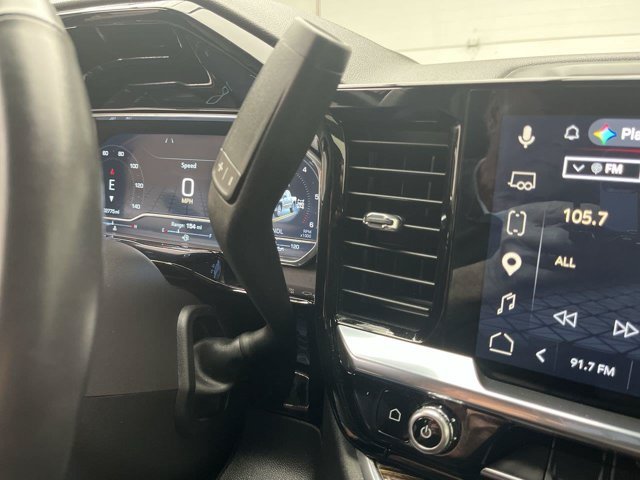 Used 2023 Sterling Metallic GMC SLE image 27