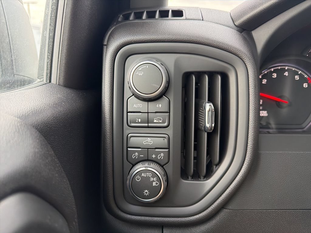 2026 Chevrolet Silverado 1500 Custom - Photo 24