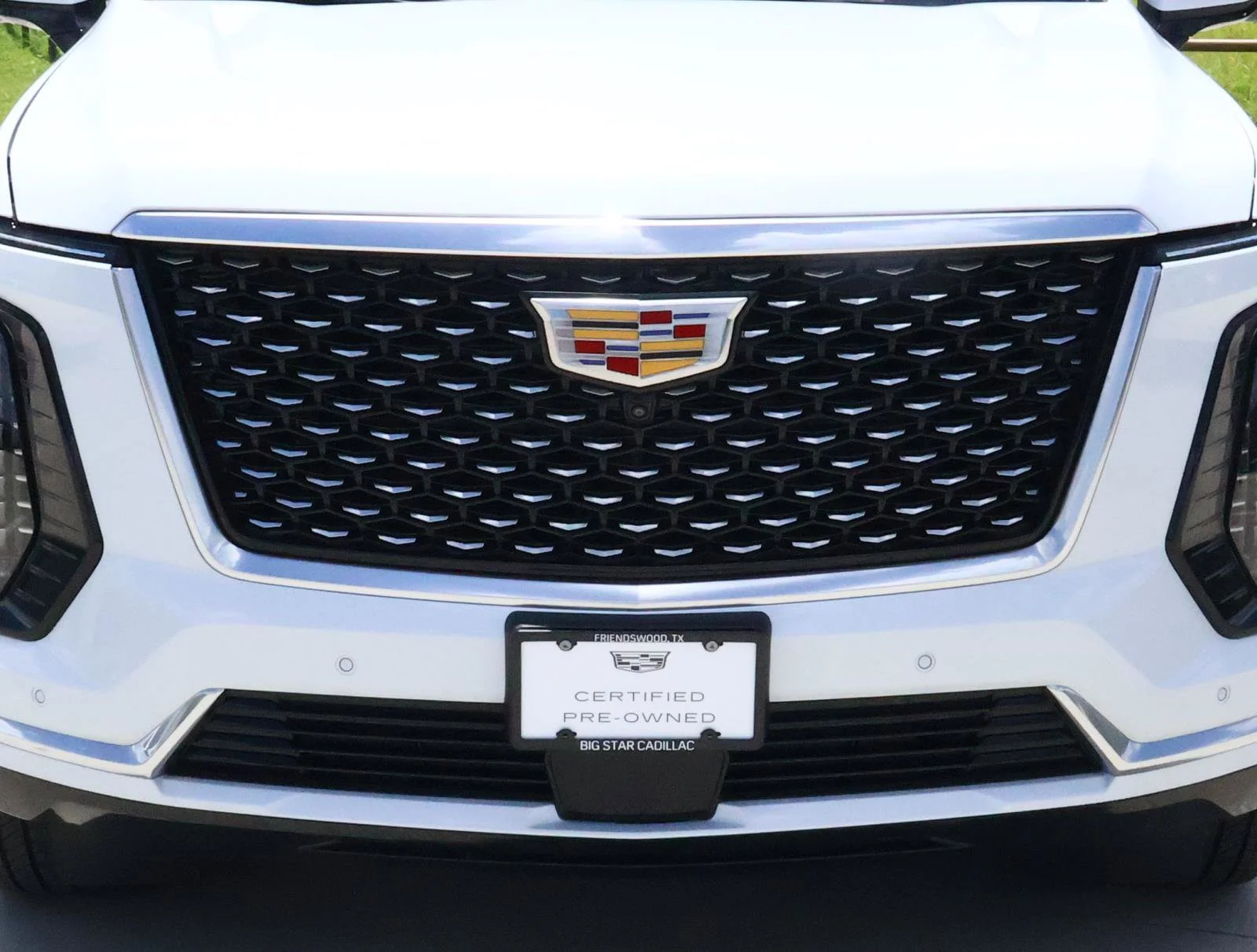 Used 2026 Vibrant White Tricoat Cadillac 1SA image 7