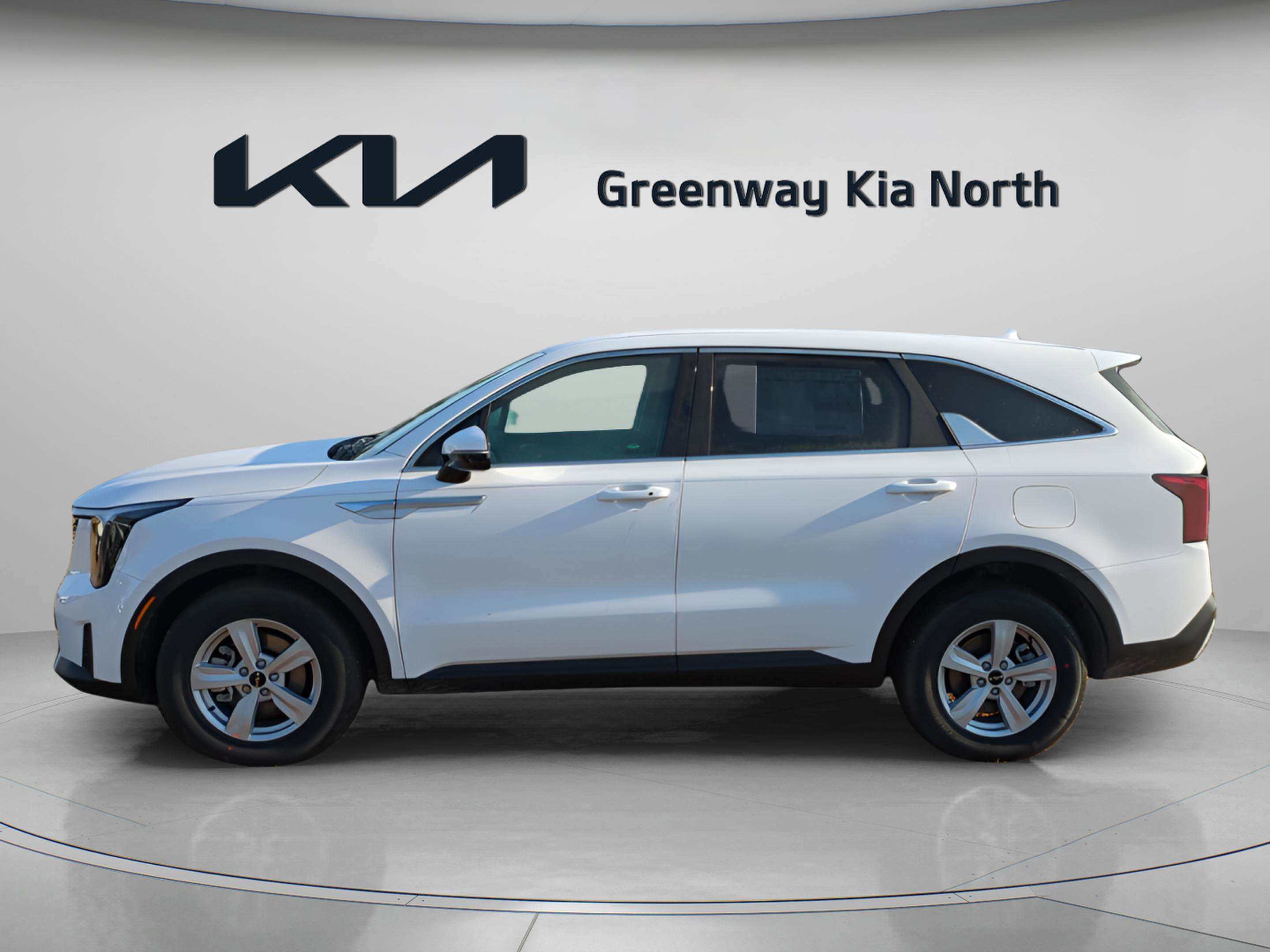 New 2026 Glacial White Pearl Kia LX image 5
