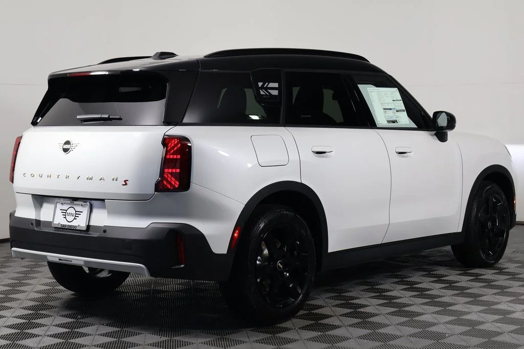 2026 MINI Countryman S - Photo 2