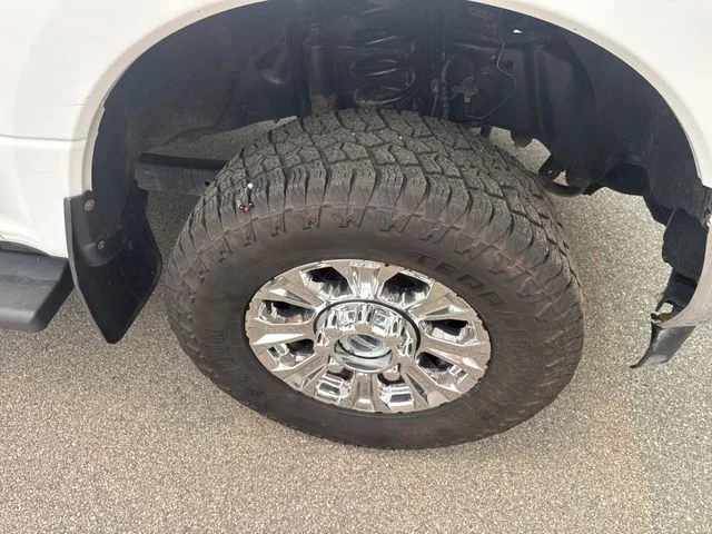 Used 2017 Oxford White Ford XL image 15