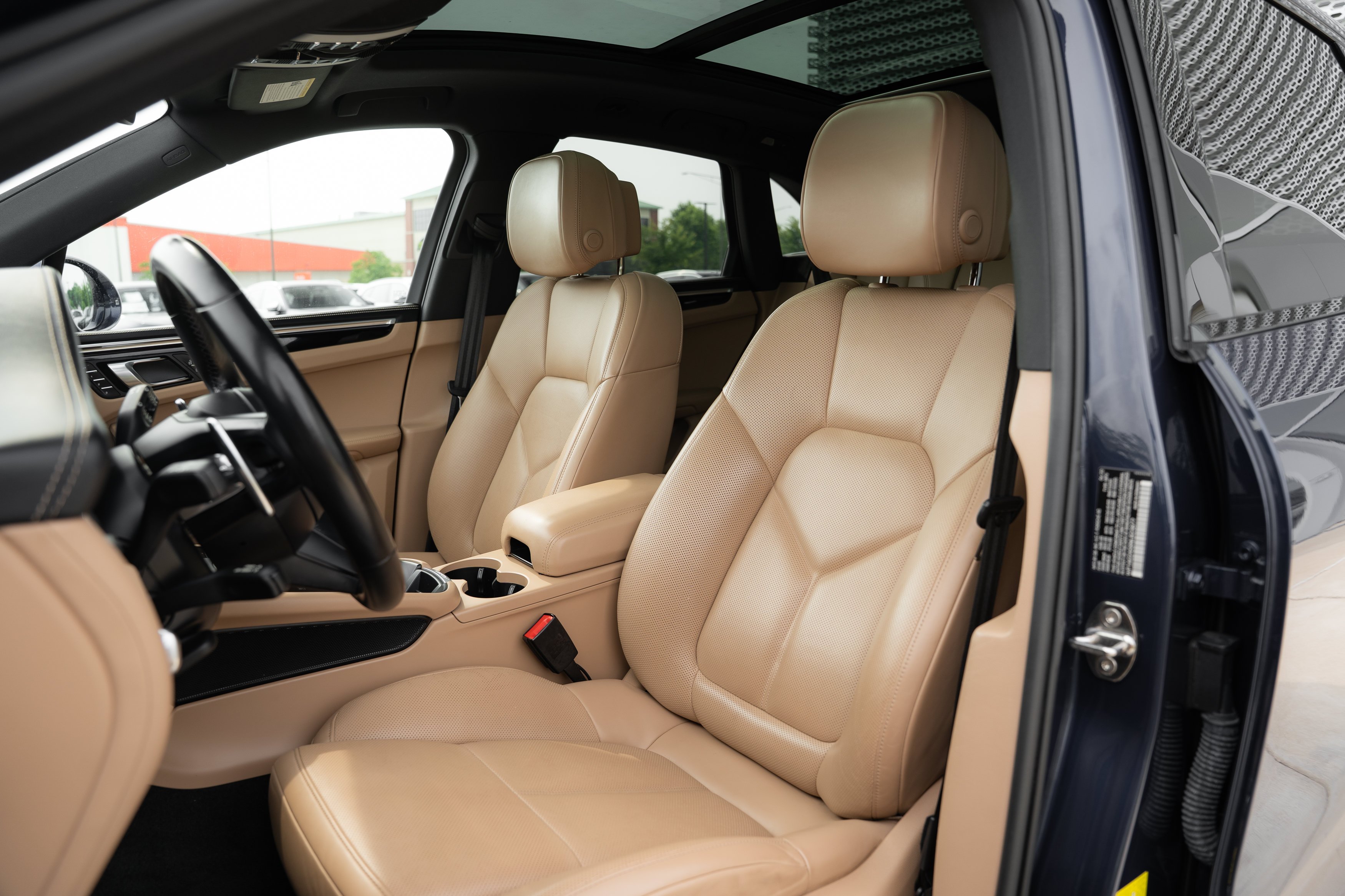 Used 2022 Night Blue Metallic Porsche S image 20