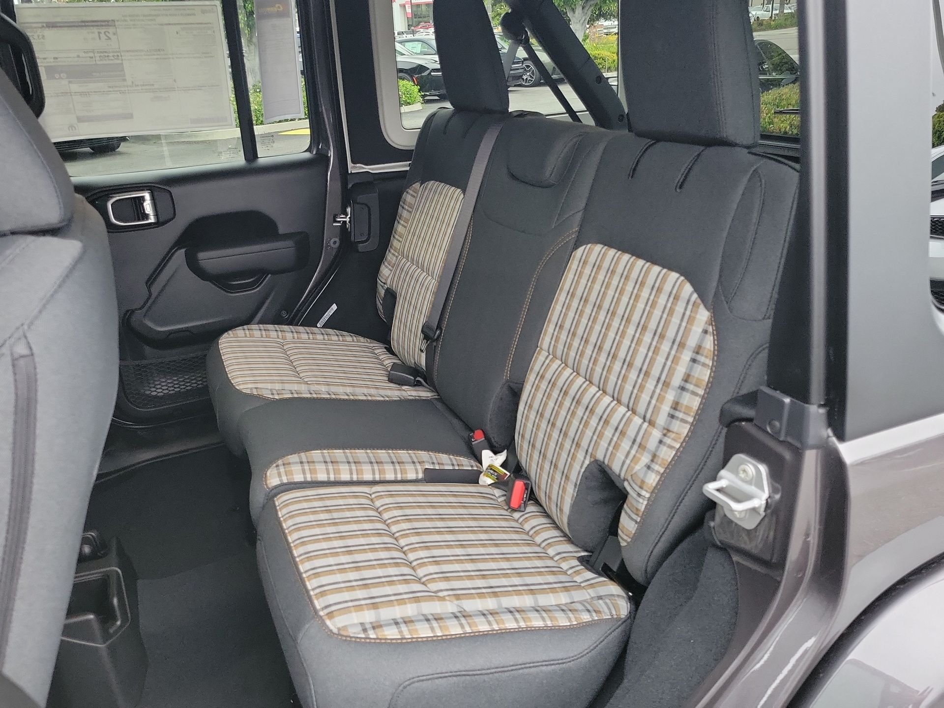 New 2026 Granite Crystal Metallic Clear-Coat Exterior Paint Jeep 85th Anniversary Edition image 17