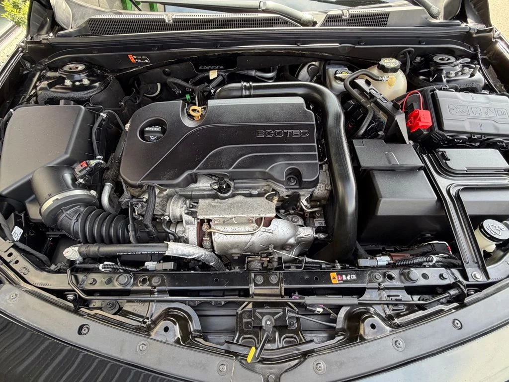 Used 2018 Black Chevrolet LT image 7