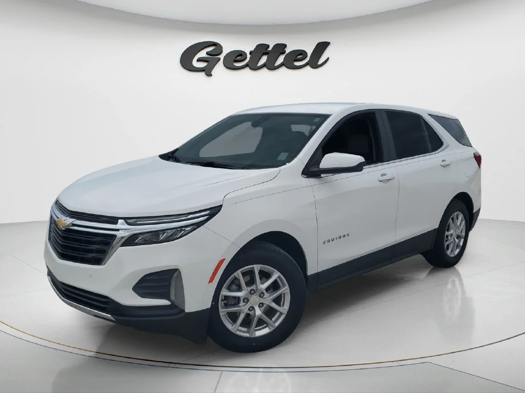 Used 2024 Summit White Chevrolet LT image 1